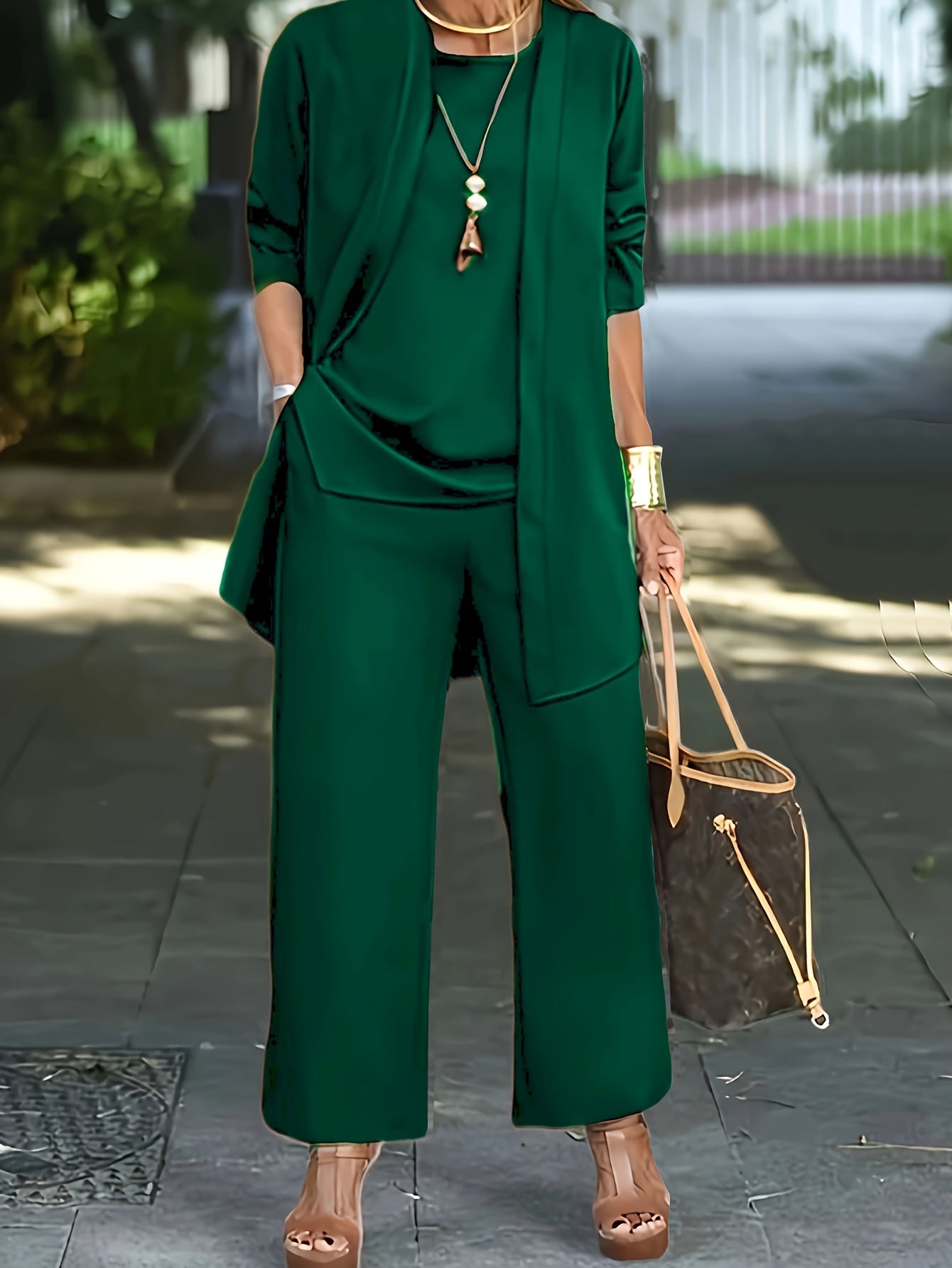 DARLA - VERSASTYLE THREE-PIECE SET