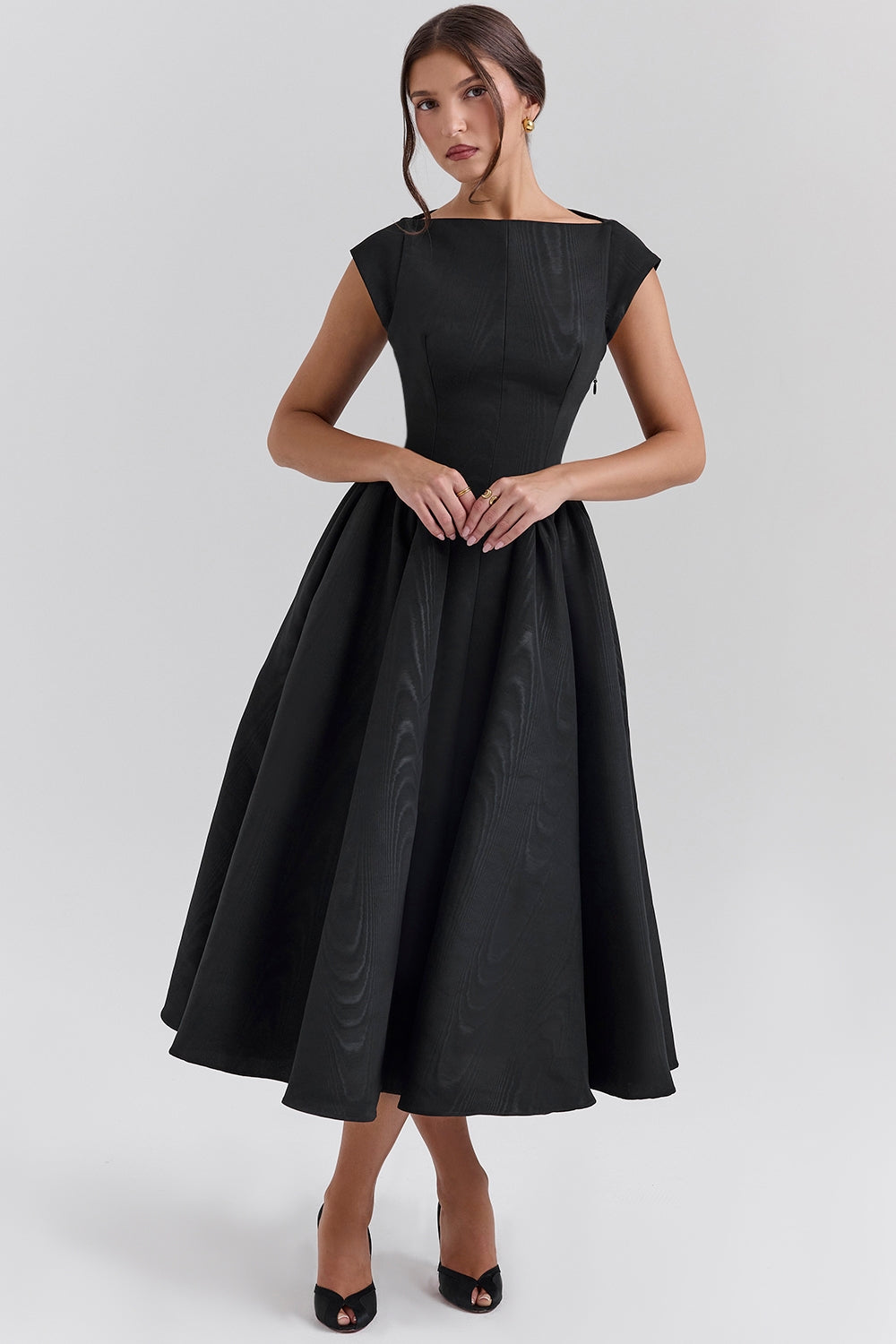 FRANCHESCA - GLAM BACKLESS DESIGN DRESS